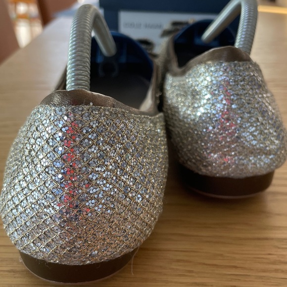 NWT Cole Haan Glittering Silver Flats 8.5 - Picture 10 of 13